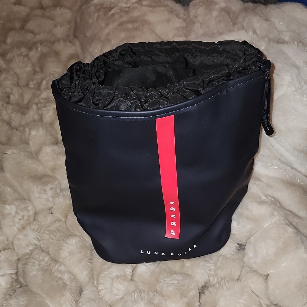 Prada Black and Red Bag - Picture 2 of 4